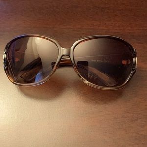 Lunette de soleil pour femme